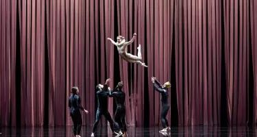 Circa, Duck Pond © Pia Johnson.