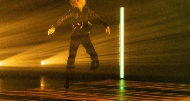 "Station" Choreographer:  Louise LecavalierDancer: Louise LecavalierLighting: Alain Lortie