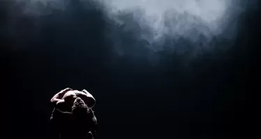 Recirquel, Paradisum © Balint Hirling. Performer: Adam Feher.