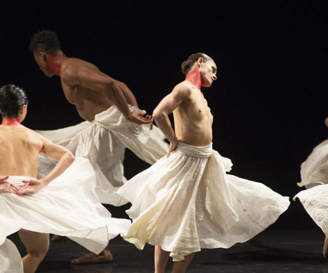 Grupo Corpo, Gira © Jose Luiz Pederneiras